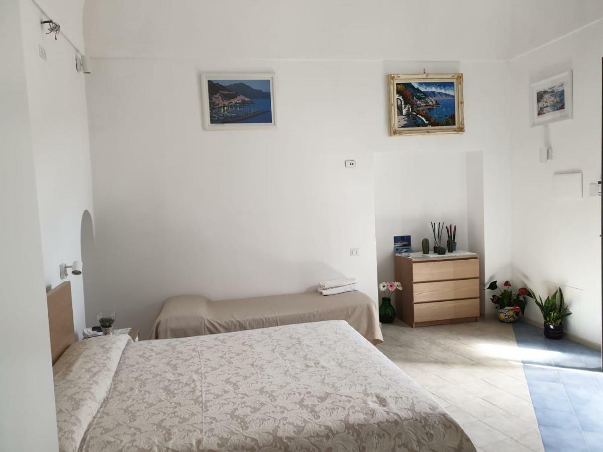 Lucy'S House - Comfortable Apartment In อามาลฟี ภายนอก รูปภาพ